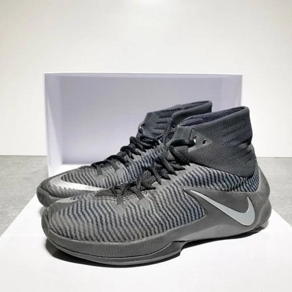 Nike Zoom Clear Out Black High-Top Sneakers with Silver Swoosh Mens Size 8M